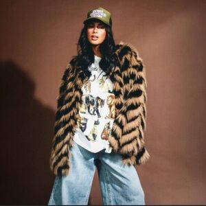 Dressed in LaLa Mob Muse Oversized Faux Fur Coat - S/M